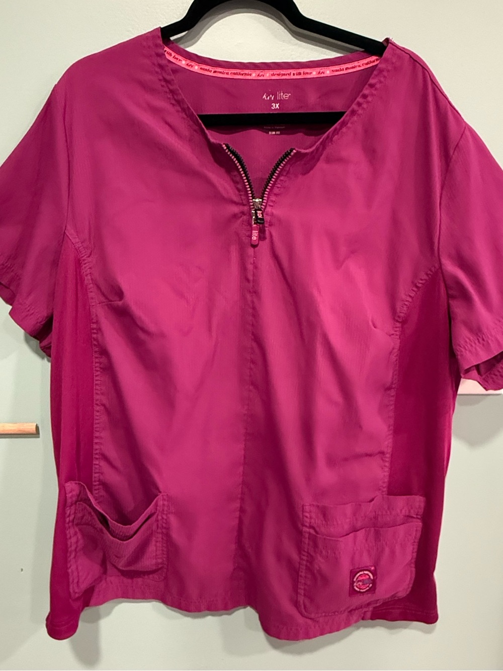 Koi Lite Magenta Scrub Set- Top and Bottom